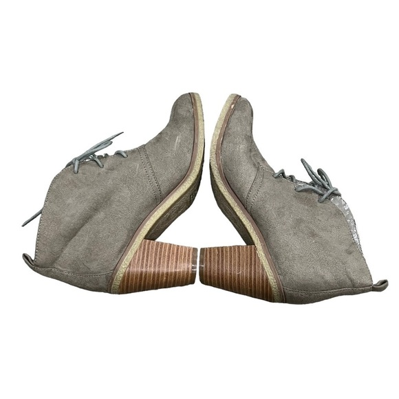 American Eagle Outfitters Tan Lace Up Block Heel Ankle Boots Size 6 Women’s - Picture 6 of 9